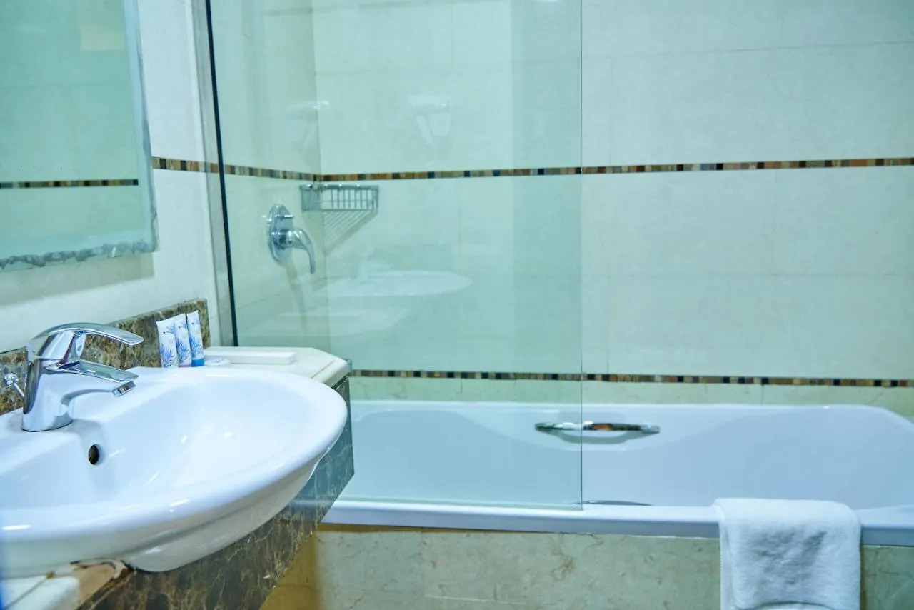 **  Grand Square Hotel Dubai Emirati Arabi Uniti